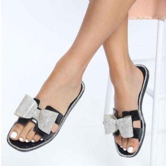 Embellished Bow Jelly Sandals in Black - Picture 4 of 9